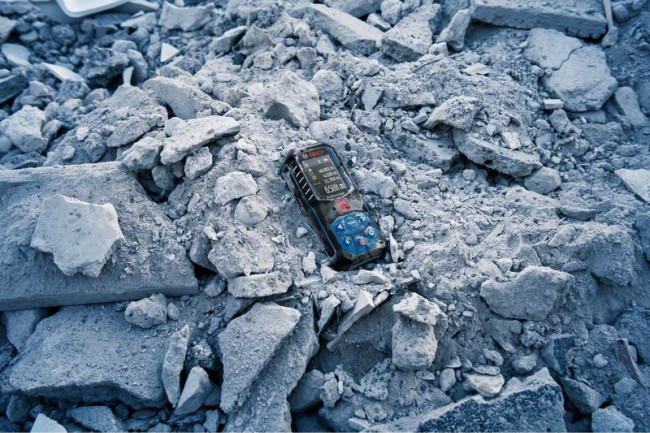 Лазерный дальномер Bosch GLM 50-27 CG Professional (0.601.072.U01) зелёный Лазерный дальномер Bosch GLM 50-27 CG Professional (0.601.072.U01) зелёный