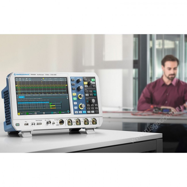 Осциллограф Rohde Schwarz RTM3004-B242 (RTM3000-24)